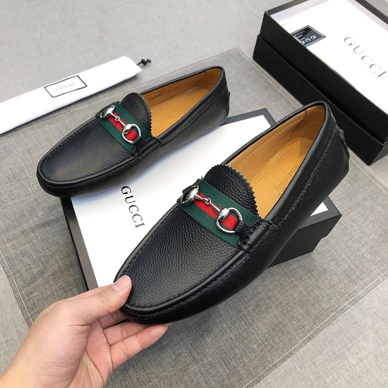 G*u*i leather shoes